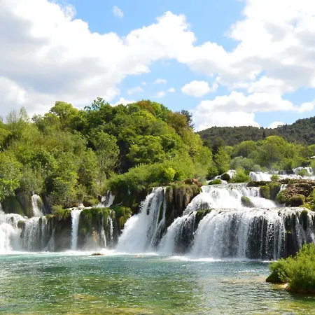 Apartment Lavanda-1 By Interhome