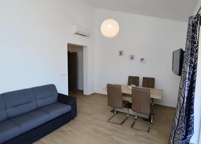 Lavanda-1 By Interhome Apartman Grebastica